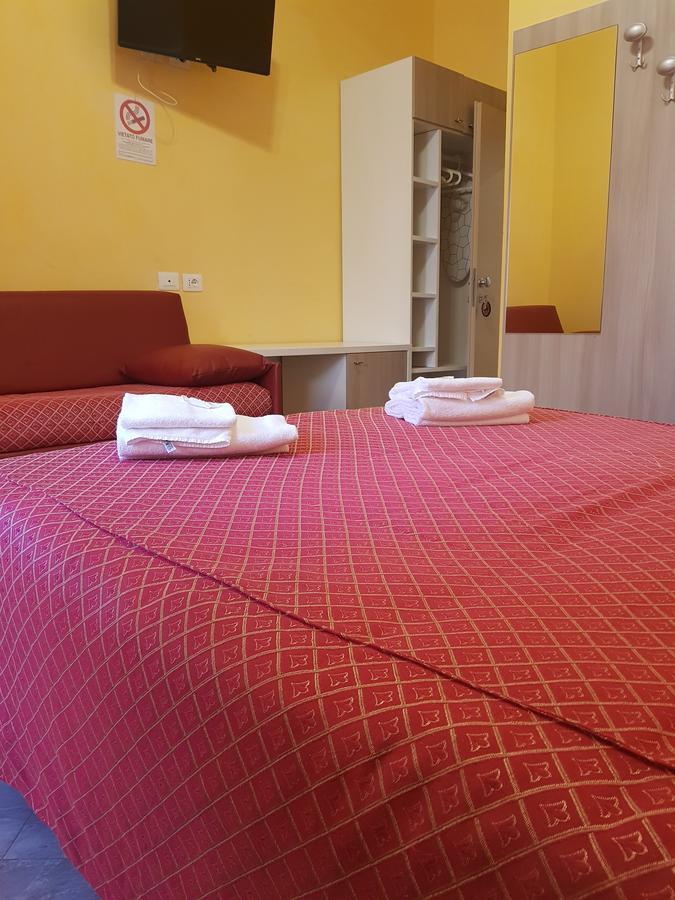 Domus Rudy Hotel Rome Exterior photo