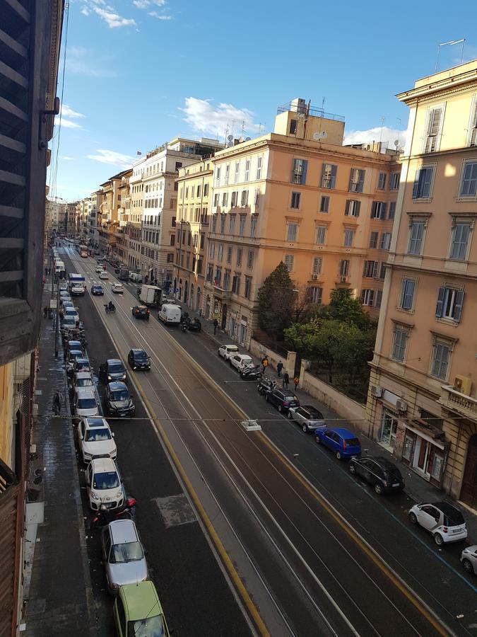 Domus Rudy Hotel Rome Exterior photo